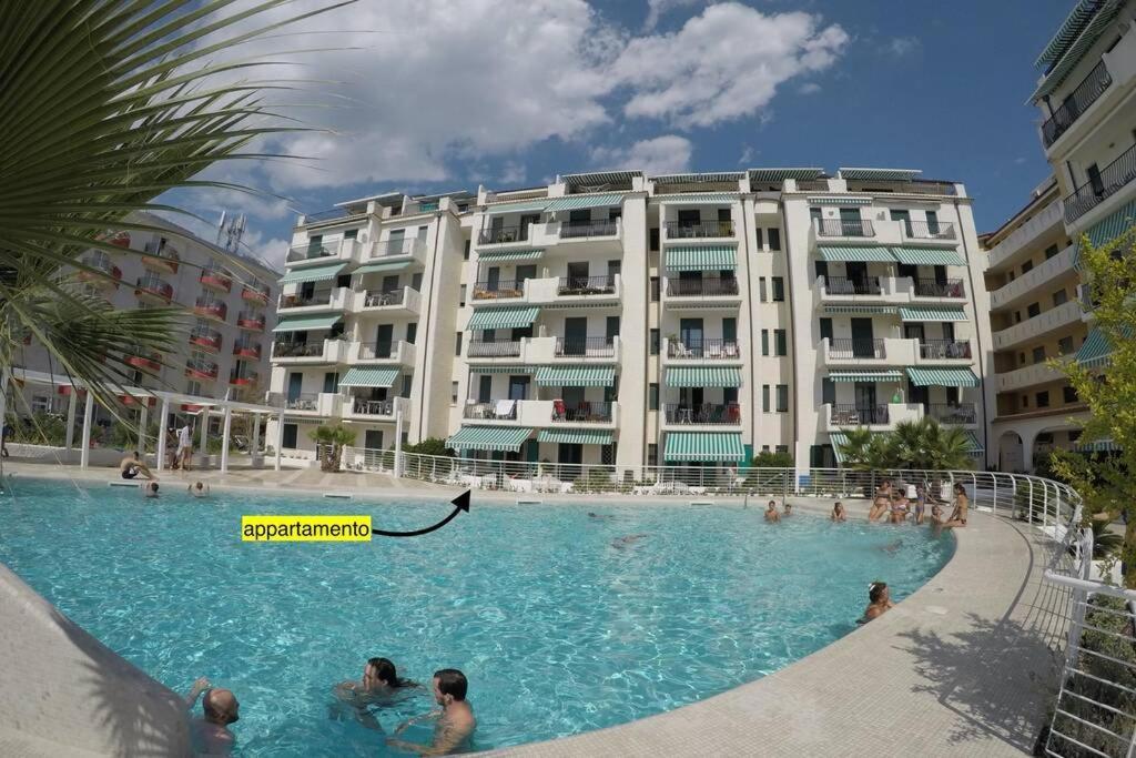 El Palmar Residence Vista-Mare E Vista-Piscina Lido di Jesolo Buitenkant foto