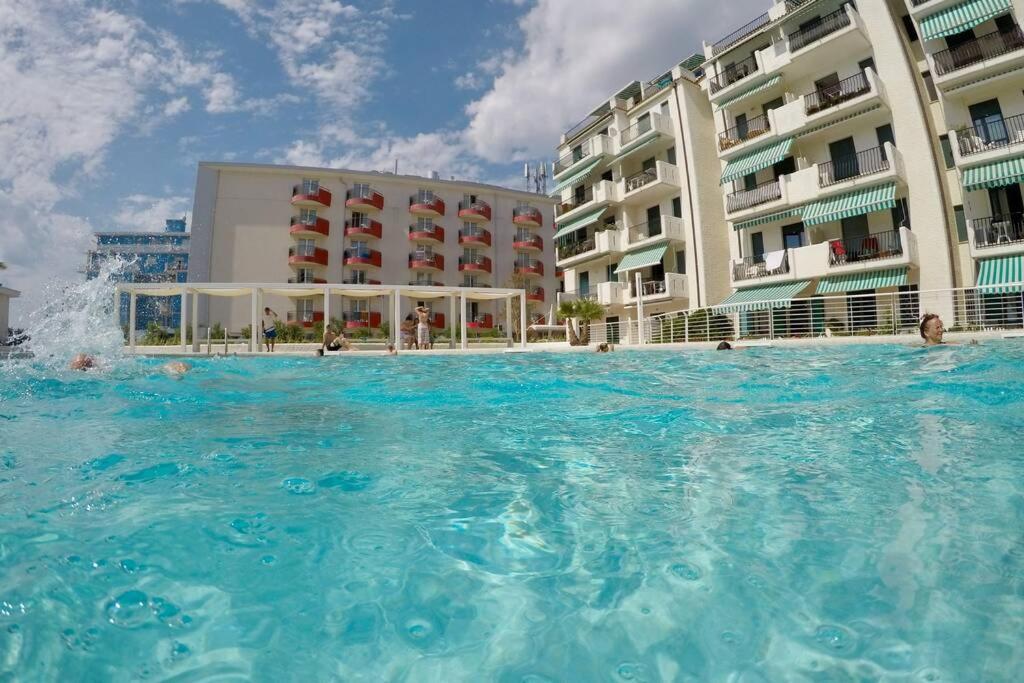 El Palmar Residence Vista-Mare E Vista-Piscina Lido di Jesolo Buitenkant foto